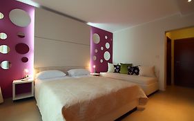 Domador Rooms & Apartments